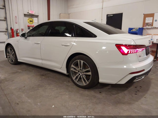 2020 AUDI A6 WAUL2AF26LN058625 Photo 2