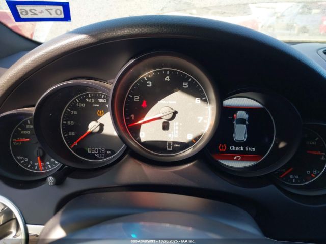 2017 PORSCHE CAYENNE WP1AA2A26HKA83493 Photo 6