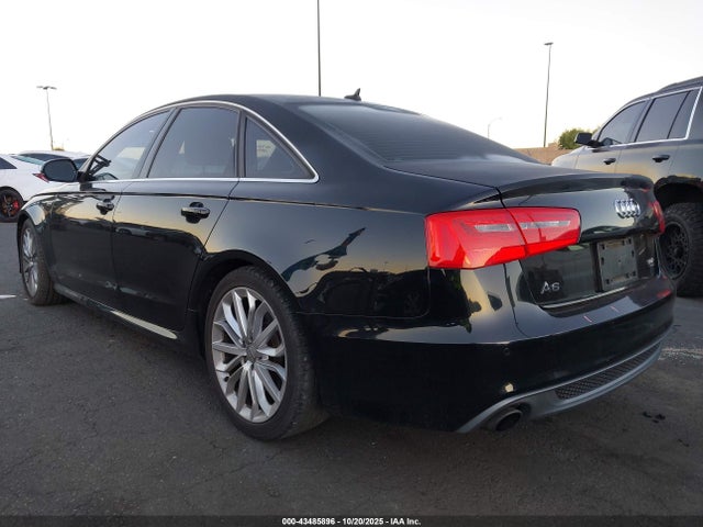 2012 AUDI A6 WAUJGAFC6CN126682 Photo 2