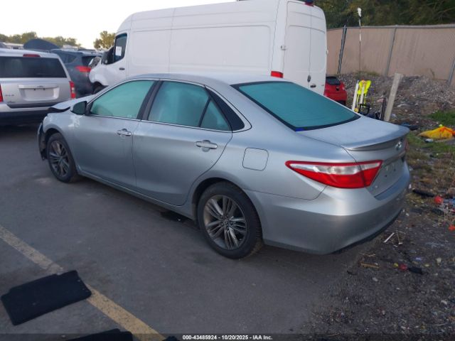 2015 TOYOTA CAMRY 4T1BF1FK5FU872922 Photo 2