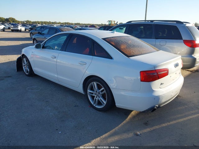 2012 AUDI A6 WAUGGAFC2CN065647 Photo 2