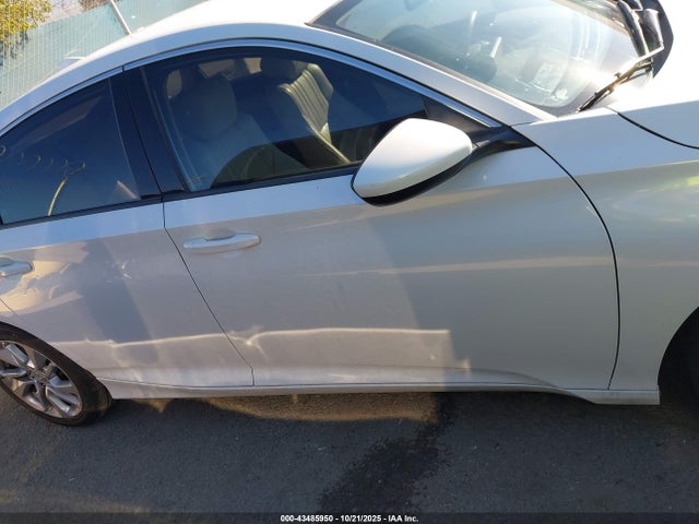 1HGCV1F1XJA209229 Honda ACCORD LX