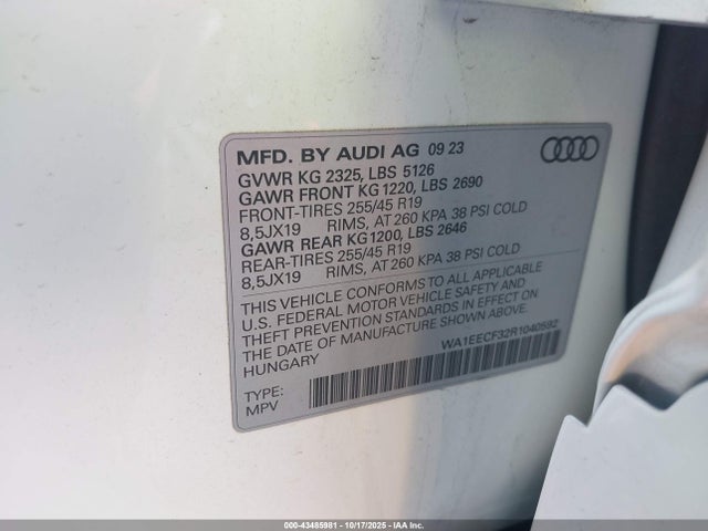 2024 AUDI Q3 WA1EECF32R1040592 Photo 8