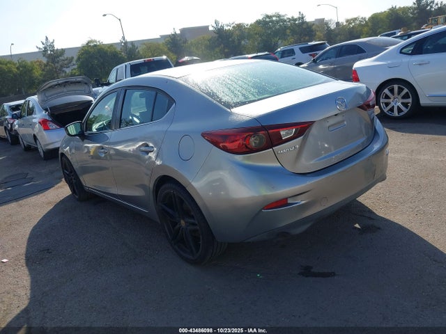 3MZBM1U74GM302745 Mazda pe