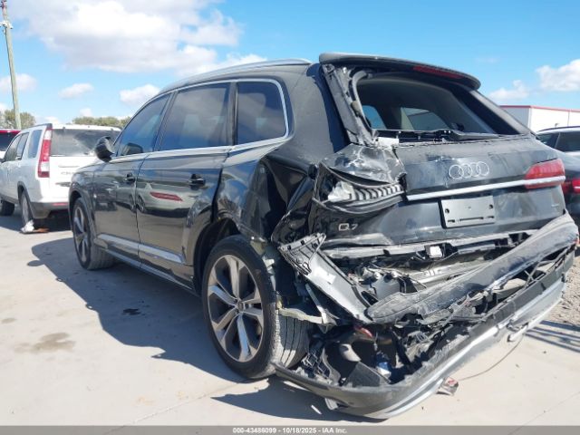 2023 AUDI Q7 WA1LXBF7XPD027664 Photo 2