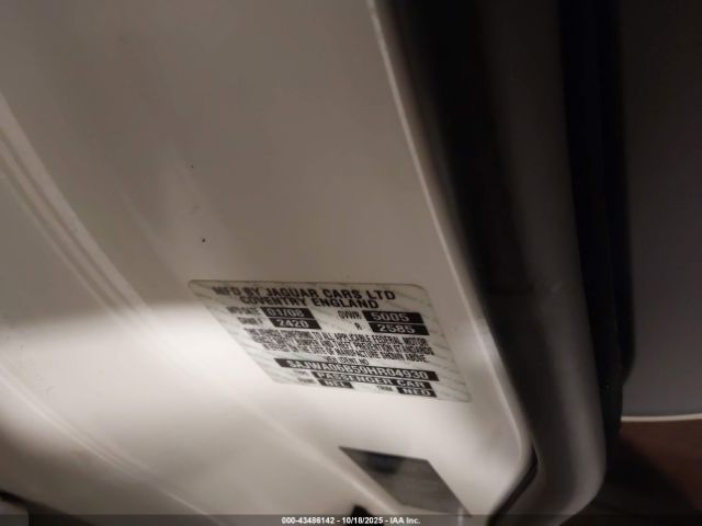 2009 JAGUAR XF SAJWA06B59HR04930 Photo 8