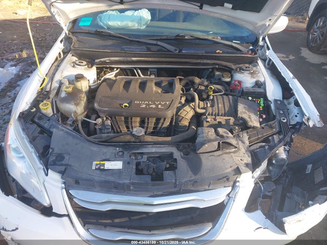 43486199 :رقم المزاد ، 1C3CCBAB3EN122270 vin ، 2014 Chrysler 200 Lx مزاد بيع