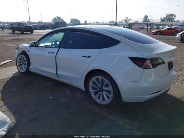 2022 TESLA MODEL 3 5YJ3E1EB9NF183244 Photo 2