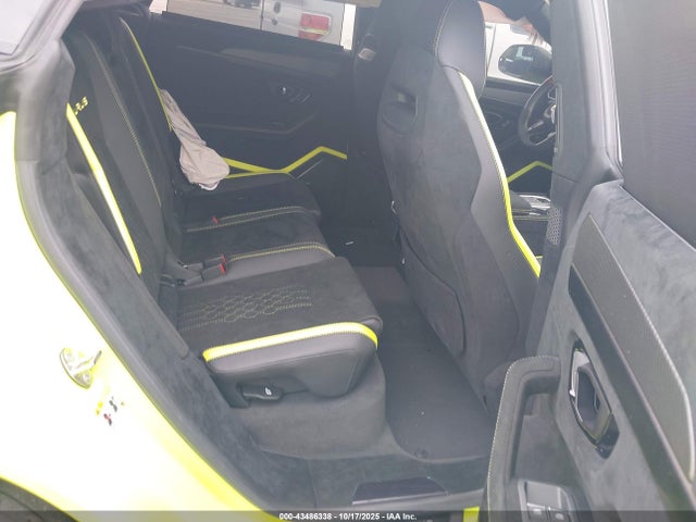 2023 LAMBORGHINI URUS ZPBUC3ZL8PLA27262 Photo 7