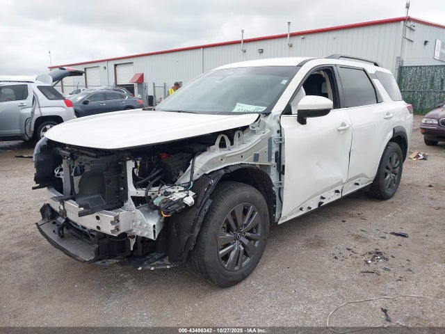 Nissan Pathfinder Sv 4wd 2025 5N1DR3BC0SC258029 Image 2