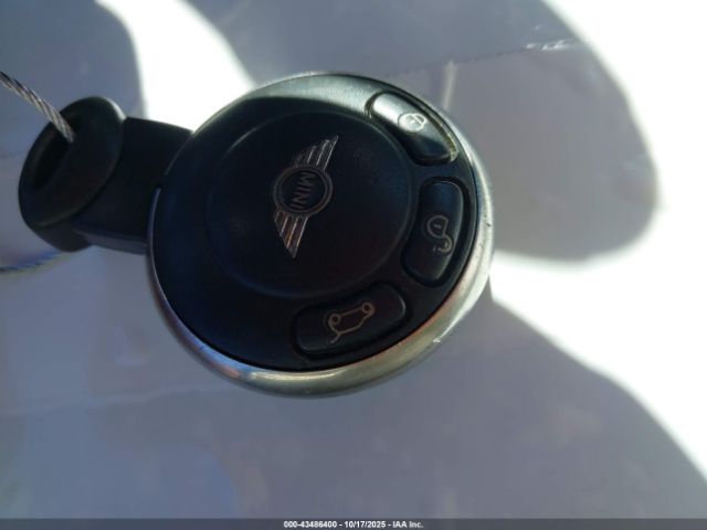 2011 MINI COOPER S CLUBMAN WMWZG3C57BTY37161 Photo 10