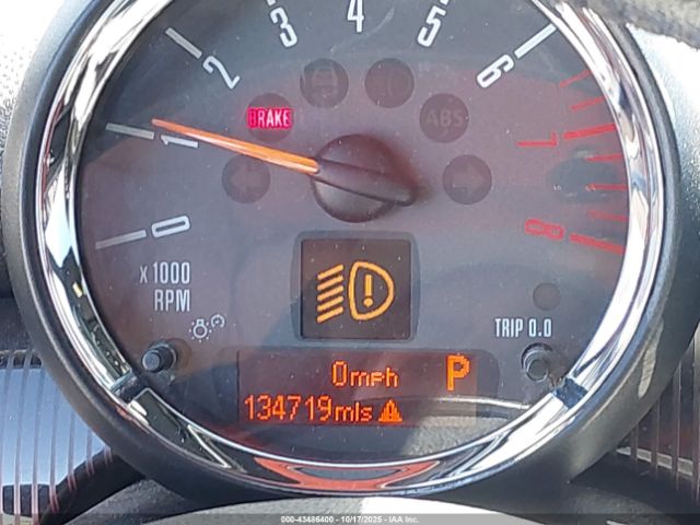 2011 MINI COOPER S CLUBMAN WMWZG3C57BTY37161 Photo 6