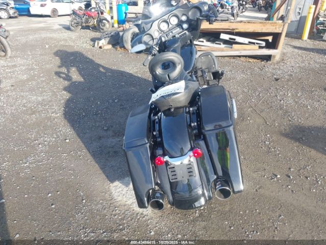 2013 HARLEY-DAVIDSON FLHX 1HD1KBM10DB635659 Photo 5