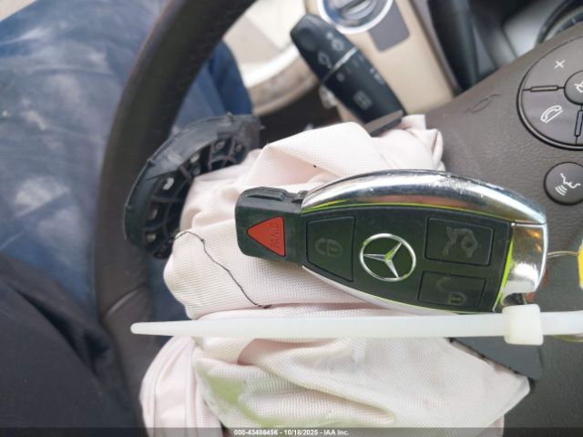 2011 MERCEDES-BENZ C 300 WDDGF5EB8BF629872 Photo 10