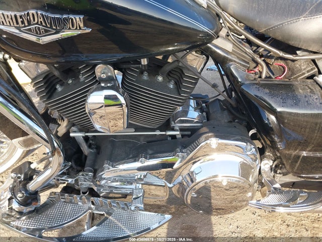 2014 HARLEY-DAVIDSON FLHR 1HD1FBM15EB657095 Photo 8