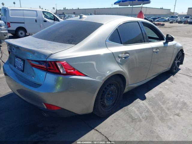 2016 LEXUS IS 200T JTHBA1D24G5038009 Photo 3