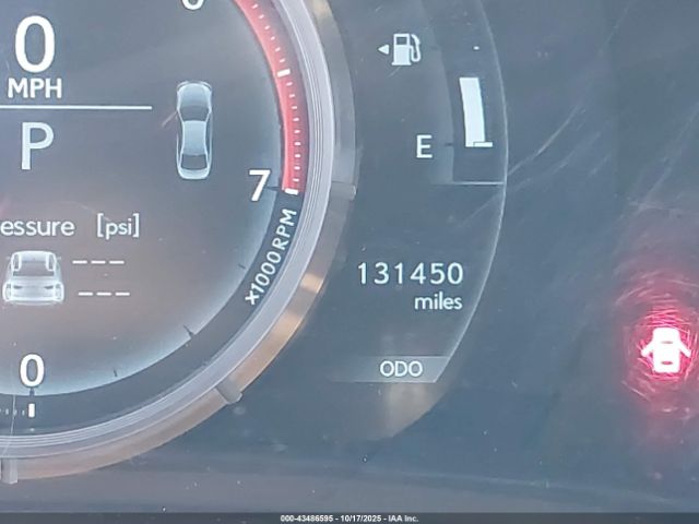 2016 LEXUS IS 200T JTHBA1D24G5038009 Photo 6