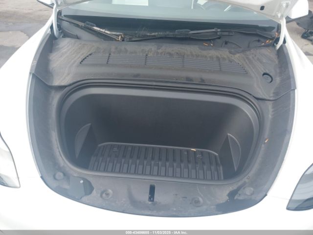2024 TESLA MODEL Y 7SAYGAEE4RF206674 Photo 9