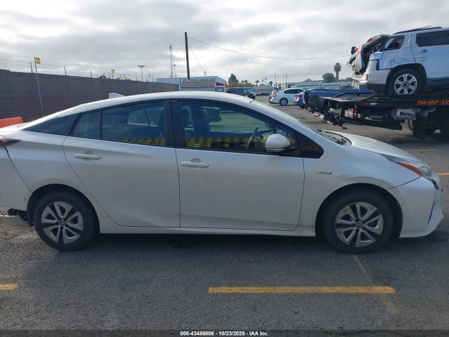 Toyota Prius 2018 JTDKBRFU3J3590860 Image 26