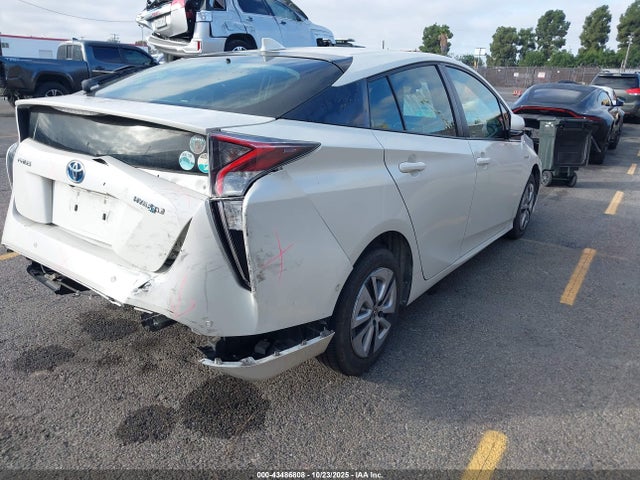 Toyota Prius 2018 JTDKBRFU3J3590860 Image 17