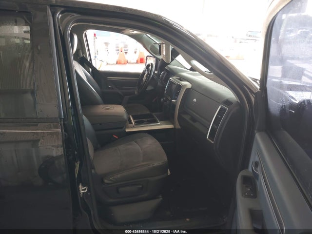 43486844 :رقم المزاد ، 1C6RR7LG4ES118862 vin ، 2014 Ram 1500 مزاد بيع