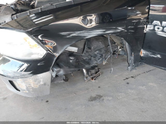43486844 :رقم المزاد ، 1C6RR7LG4ES118862 vin ، 2014 Ram 1500 مزاد بيع