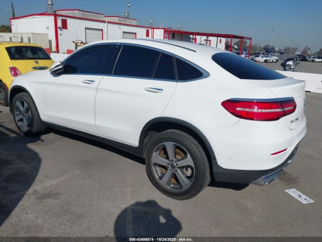 2019 MERCEDES-BENZ GLC 300 COUPE WDC0J4KB6KF570081 Photo 2