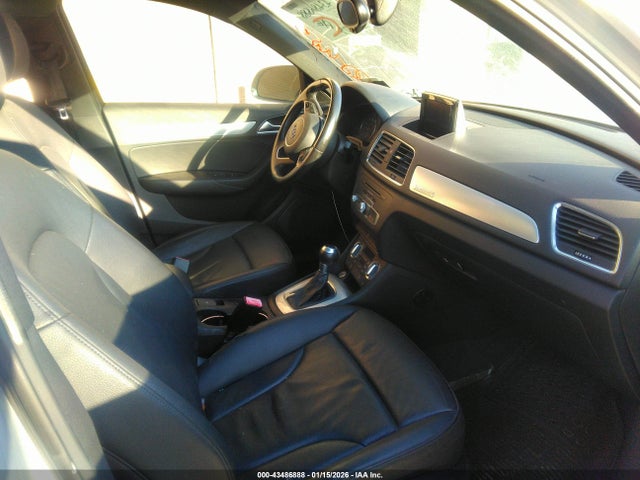 2015 AUDI Q3 WA1EFCFS5FR012125 Photo 4