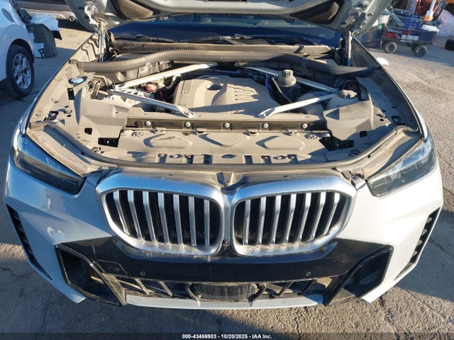 5UX13EU00R9S78326 BMW X5 Sdrive40i