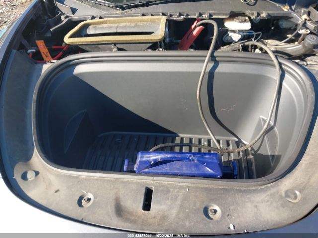 2021 TESLA MODEL Y 5YJYGDEE9MF074793 Photo 9