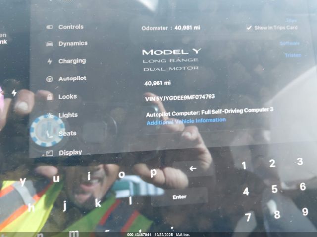 2021 TESLA MODEL Y 5YJYGDEE9MF074793 Photo 6