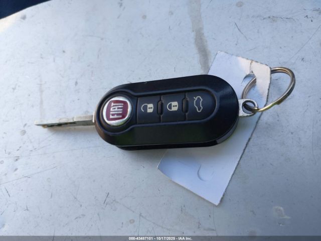 2015 FIAT 500E 3C3CFFGE5FT503720 Photo 10