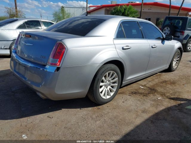2014 CHRYSLER 300 2C3CCAAG2EH382657 Photo 3