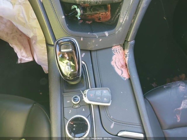 2022 CADILLAC XT5 1GYKNER42NZ163100 Photo 10