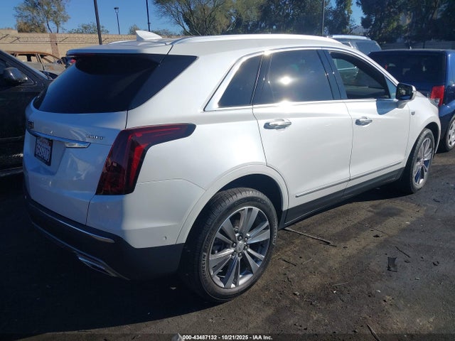 2022 CADILLAC XT5 1GYKNER42NZ163100 Photo 3