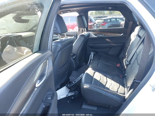 2022 CADILLAC XT5 1GYKNER42NZ163100 Photo 7