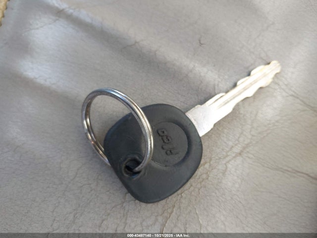 2001 CADILLAC DEVILLE 1G6KD54Y31U249612 Photo 10