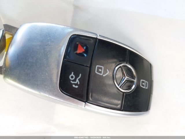 2017 MERCEDES-BENZ E 300 WDDZF4JB5HA039482 Photo 10