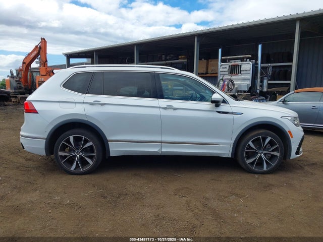 3VV4B7AX7NM084792 Volkswagen Tiguan 2.0t Sel R-line