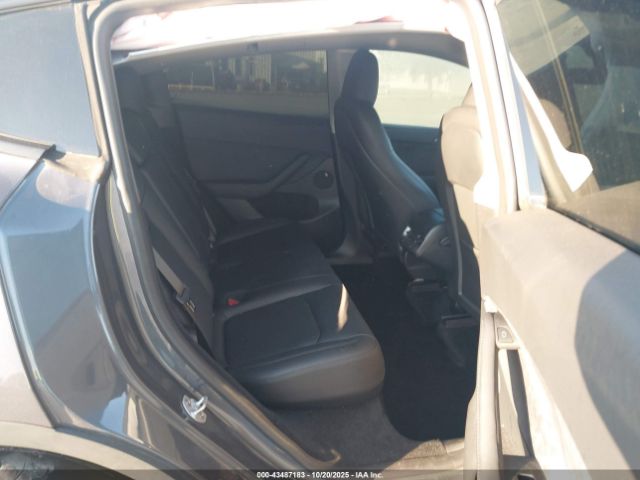 2023 TESLA MODEL Y 7SAYGDEE0PF902172 Photo 7
