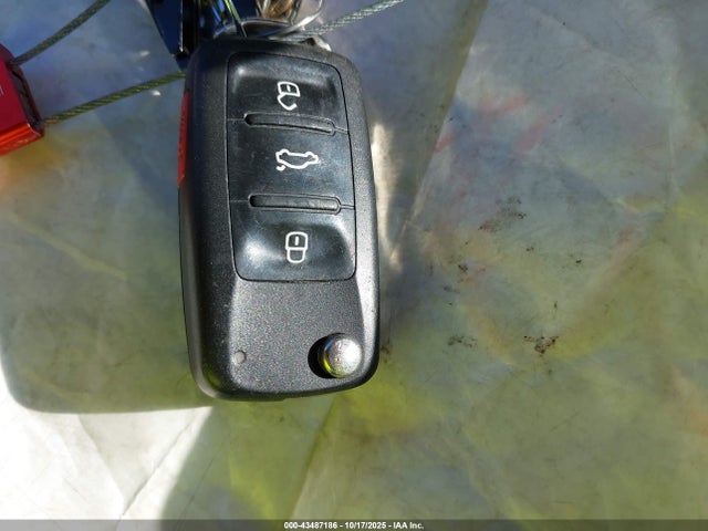 3VW4T7AJ7HM244503 Volkswagen JETTA GLI