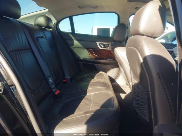 2009 JAGUAR XF SAJWA05B29HR03106 Photo 7