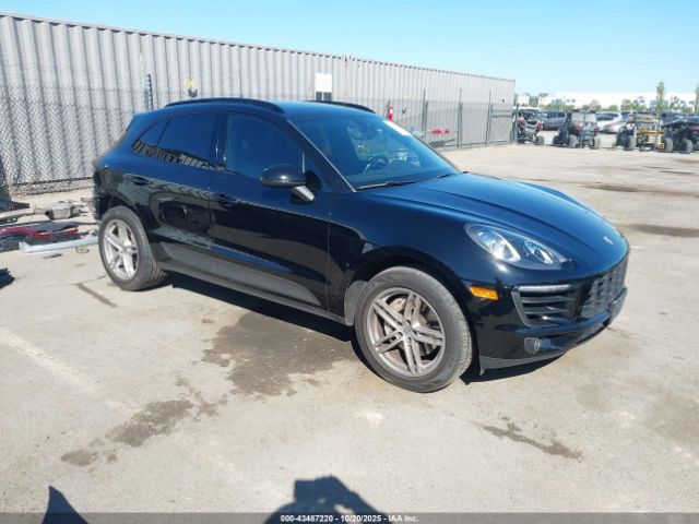 2017 PORSCHE MACAN WP1AB2A52HLB21089 Photo 0