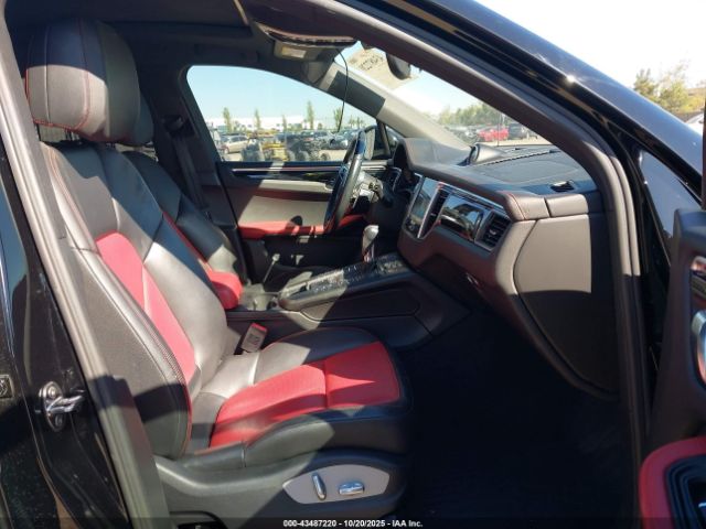 2017 PORSCHE MACAN WP1AB2A52HLB21089 Photo 4