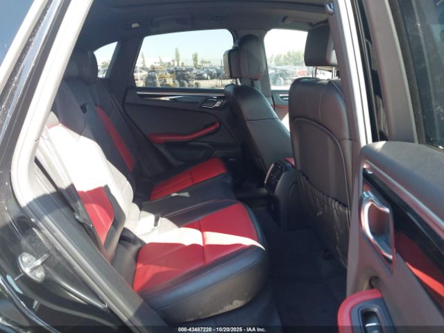 2017 PORSCHE MACAN WP1AB2A52HLB21089 Photo 7