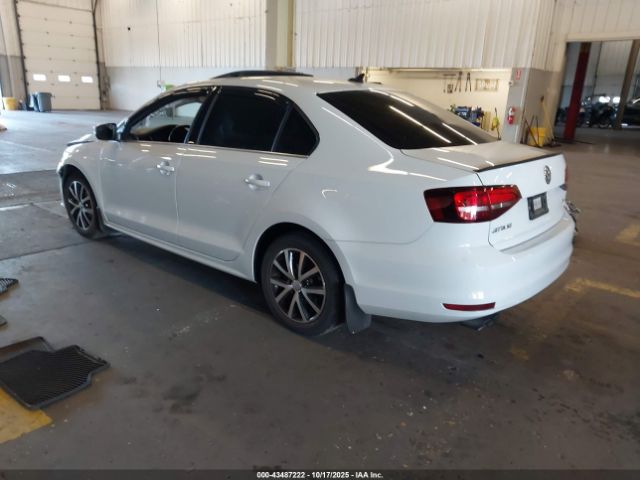 2018 VOLKSWAGEN JETTA 3VWDB7AJ4JM262644 Photo 2