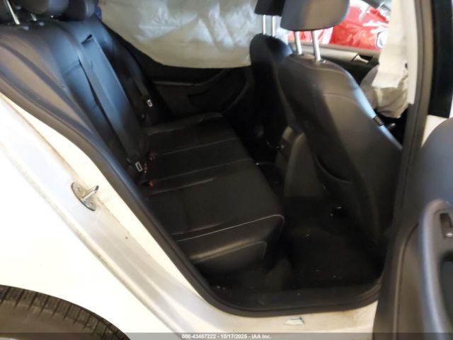 2018 VOLKSWAGEN JETTA 3VWDB7AJ4JM262644 Photo 7