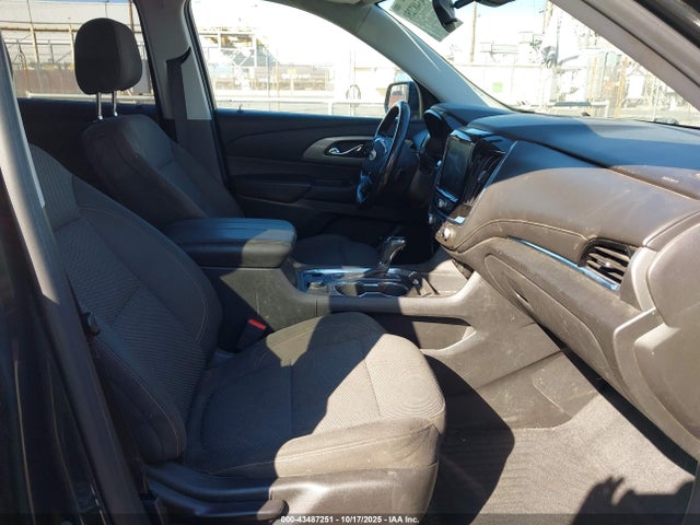 1GNERGKW2JJ181269 Chevrolet Traverse 1lt