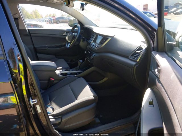 2018 HYUNDAI TUCSON KM8J33A2XJU721333 Photo 4