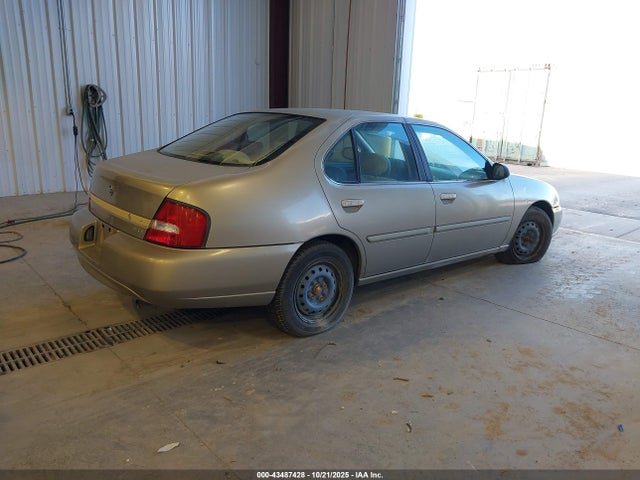 2001 NISSAN ALTIMA 1N4DL01D61C213809 Photo 3